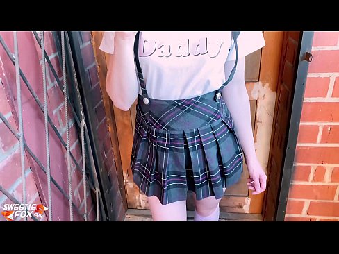 ❤️ 女学生深深地吸吮她的鸡巴,代替上课做爱 ❤❌ 自制毛片